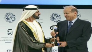 HH_Sheikh_Mohammed_Bin_Rashed_Al_Maktoum__giving_the_award_to_Abdulrahman_Al_Rashid_-_Arab_Media_Forum_-_Media_Personality_of_the_Year_20162_146114_large