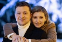 صورة إتلاف 30 ألف نسخة من رواية أمريكية في أوكرانيا بسبب “صورة مهينة” للسيدة الأولى