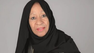 صورة رحيل الفنانة الإماراتية القديرة رزيقة الطارش عن عمر 71 عامًا