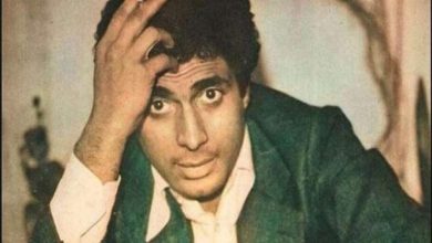 صورة مقتنيات أحمد زكي مهددة باعها الوريث والوزيرة تتدخل