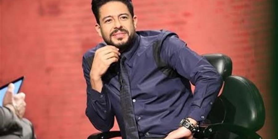 صورة #محمد_حماقي : لن أسمح لأحد بالإساءه لـ #عمرو_دياب