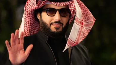 صورة “منعا للحسد”.. تركي آل الشيخ يفاجئ نجميه بهذا الطلب (فيديو)