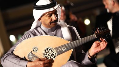 صورة عبادي الجوهر يعايد جمهورة بأغنيتين