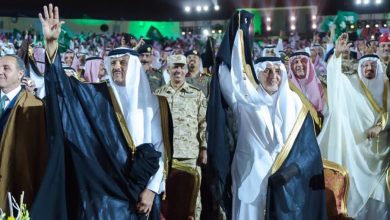 صورة نيابة عن خادم الحرمين الشريفين الأمير خالد الفيصل يرعى حفل سوق عكاظ