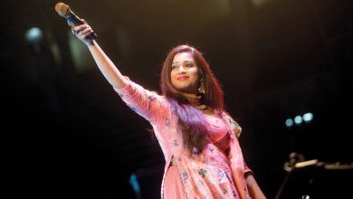 صورة شريا غوشال تضيف تذاكر جديدة لحفل “All Hearts Tour” في مومباي بعد نفادها خلال ساعات