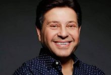 صورة زوجة هاني شاكر تطمئن جمهوره بعد جراحة عاجلة وتأجيل حفله الغنائي