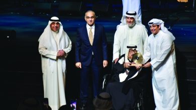 صورة شادي الخليج.. عبد العزيز المفرج يتلقى تكريماً استثنائياً في مهرجان الموسيقى الدولي بالكويت