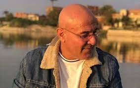 صورة وفاة صحفي مصري منتحر في مقر جريدته
