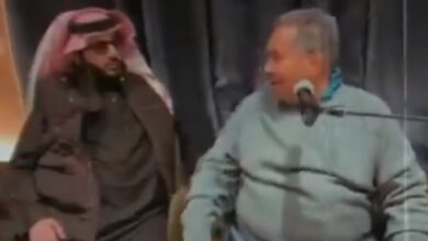 صورة معالي المستشار تركي ال الشيخ يفاجأ فنان العرب في البروفات