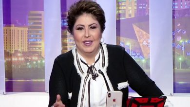 صورة فجر السعيد مع احلام إلى باريس